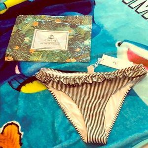 Cupshe Rising Sun Ruffle bikini bottom size S